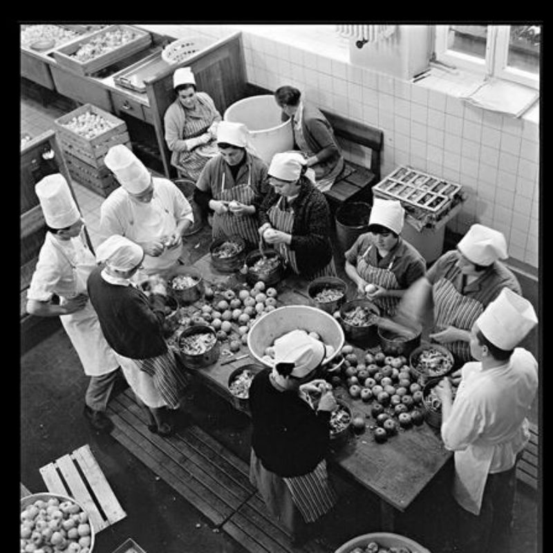 In der Küche des Bürgerspitals, 3. Januar 1968. Staatsarchiv Basel-Stadt, BSL 1013 1-3562 1